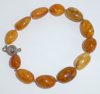 Bernstein Damenarmband Oliven