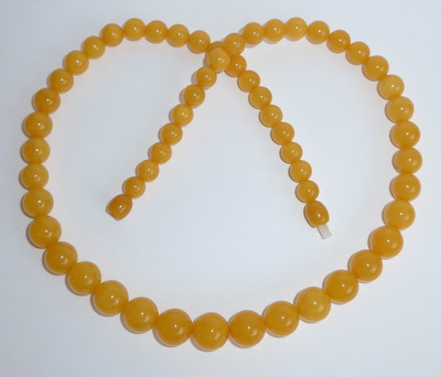 Feine, orange/ butter farbene Bernstein Perlen Halskette